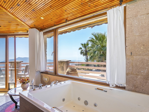  gece  -  Kasım
  | Kalkan Üzümlü'de Çocuk Havuzlu, Deniz Manzaralı Jakuzili Villa